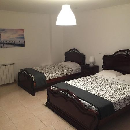 Granada Holidays Guest House Sao Martinho do Porto Luaran gambar