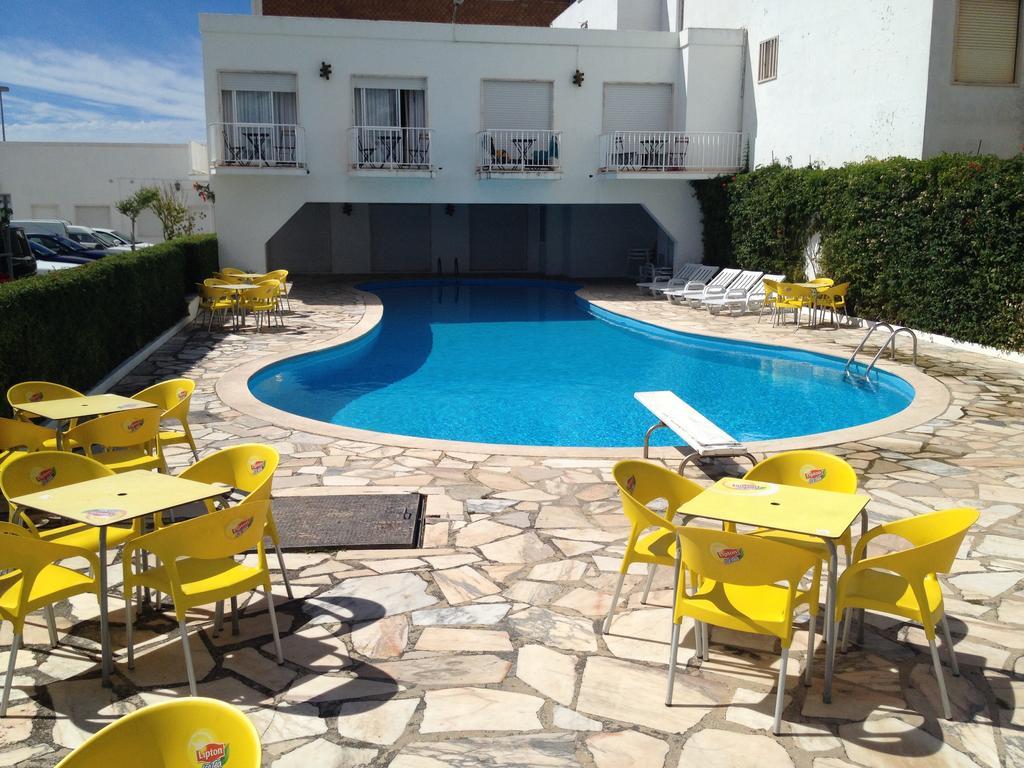 Granada Holidays Guest House Sao Martinho do Porto Luaran gambar