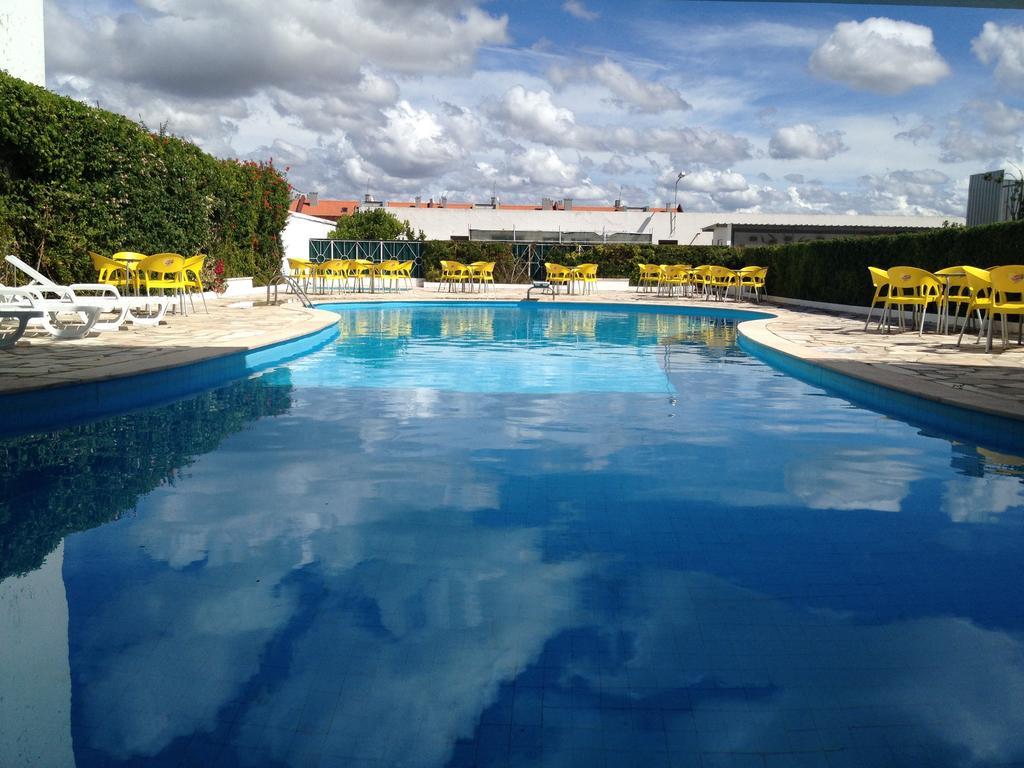 Granada Holidays Guest House Sao Martinho do Porto Luaran gambar