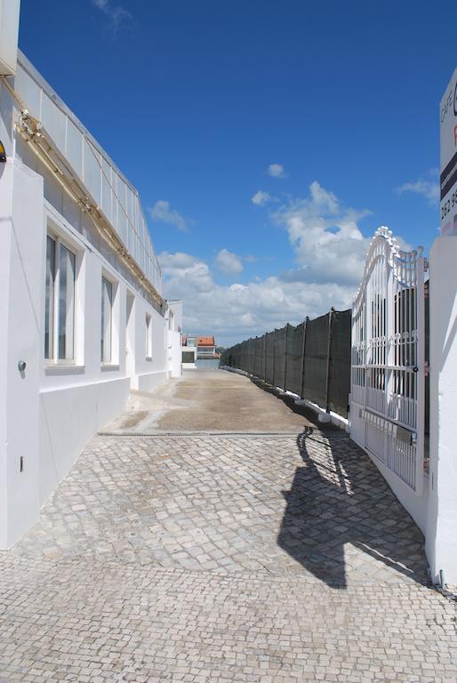 Granada Holidays Guest House Sao Martinho do Porto Luaran gambar